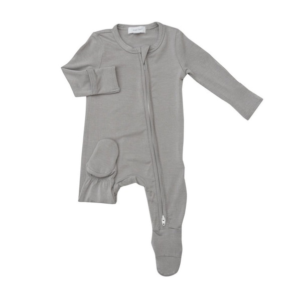 ANGEL DEAR Gray ZIPPER FOOTIE -3/6m NWT - Picture 1 of 1